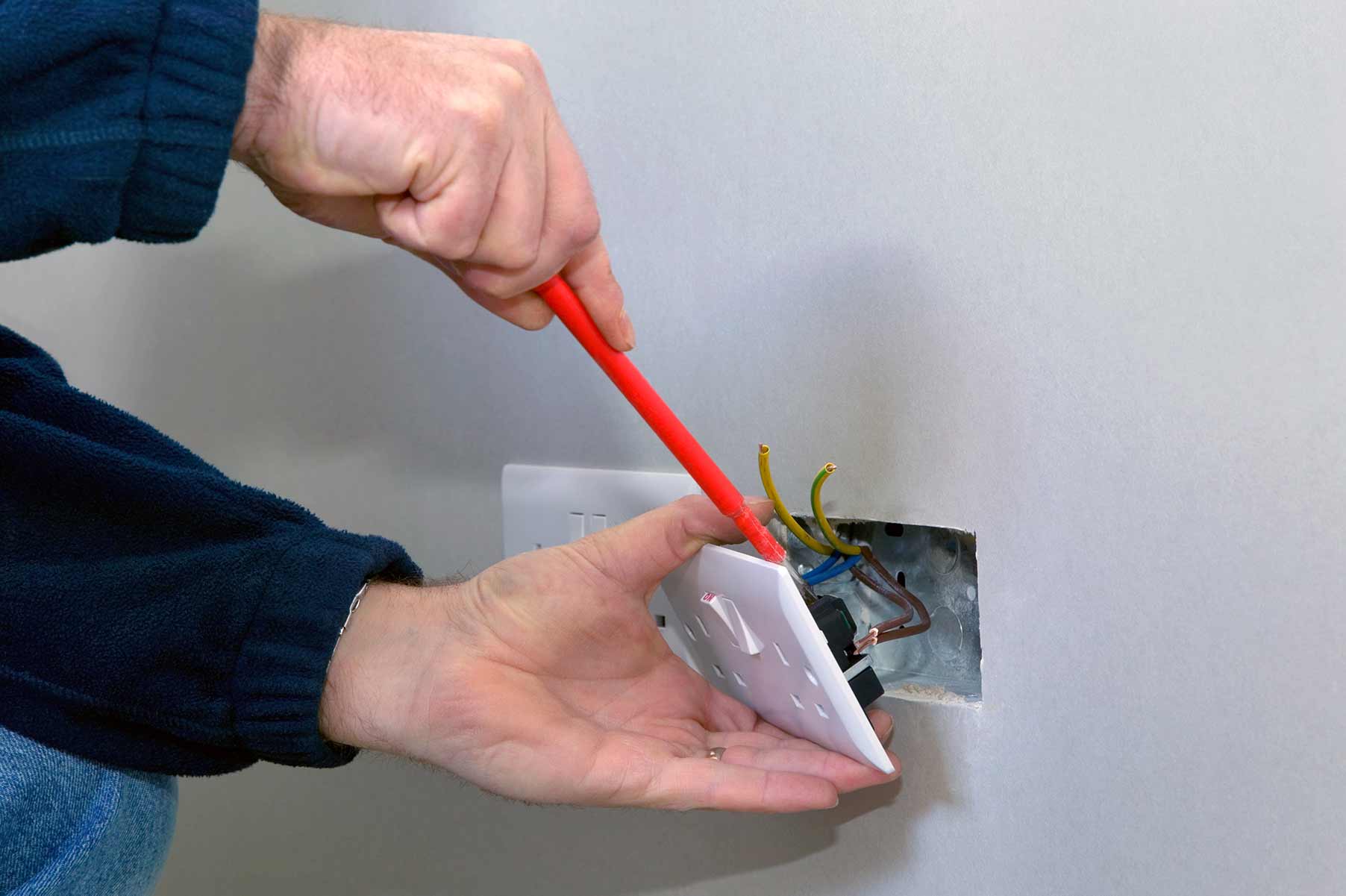 Our electricians can install plug sockets for domestic and commercial proeprties in Crigglestone and the local area. 
